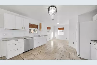 918 Acroft Ave, Lehigh Acres, FL 33971 - Photo 9