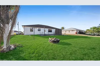 918 Acroft Ave, Lehigh Acres, FL 33971 - Photo 21