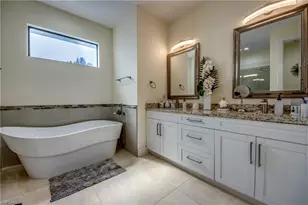 519 Trafalgar Pkwy, Cape Coral, FL 33991 - Photo 23