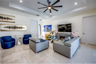 519 Trafalgar Pkwy, Cape Coral, FL 33991 - Photo 7