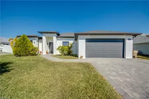 519 Trafalgar Pkwy, Cape Coral, FL 33991 - Photo 1