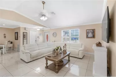 15 Maryland Rd, Lehigh Acres, FL 33936 - Photo 13