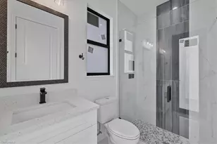 1310 NE 7th Pl, Cape Coral, FL 33909 - Photo 35