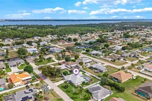 2218 SE 11th St, Cape Coral, FL 33990 - Photo 43