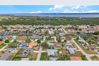 2218 SE 11th St, Cape Coral, FL 33990 - Photo 47