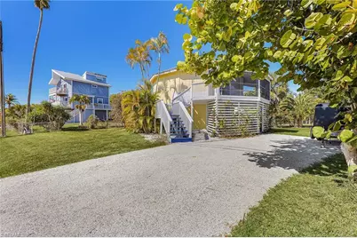 7250 Caloosa Dr, Bokeelia, FL 33922 - Photo 3