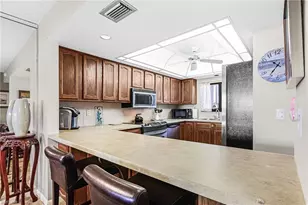 4100 Steamboat Bend E, Fort Myers, FL 33919 - Photo 7