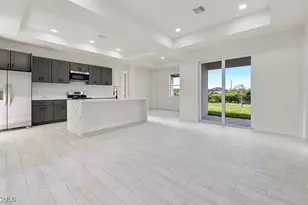 2719 42nd St W, Lehigh Acres, FL 33971 - Photo 7