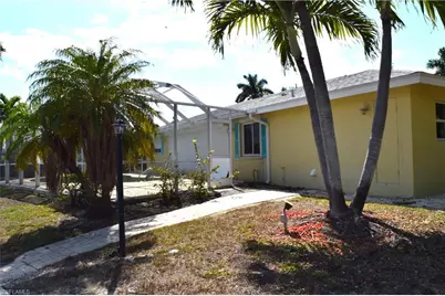 19 Sunview Blvd, Fort Myers Beach, FL 33931 - Photo 11