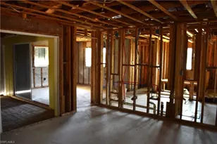 19 Sunview Blvd, Fort Myers Beach, FL 33931 - Photo 9