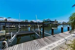 19 Sunview Blvd, Fort Myers Beach, FL 33931 - Photo 23