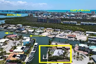 19 Sunview Blvd, Fort Myers Beach, FL 33931 - Photo 25