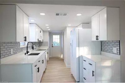 3906 28th St SW, Lehigh Acres, FL 33976 - Photo 7