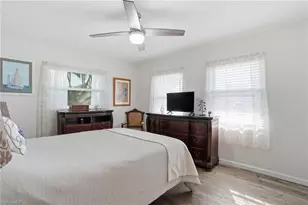 5225 Pocatella Ct, Cape Coral, FL 33904 - Photo 11