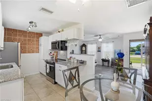 5225 Pocatella Ct, Cape Coral, FL 33904 - Photo 9