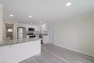 62 Kiowa Dr, Fort Myers Beach, FL 33931 - Photo 7