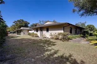 5824 Wild Fig Ln, Fort Myers, FL 33919 - Photo 27