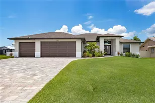 346 SW 28th Pl, Cape Coral, FL 33991 - Photo 1