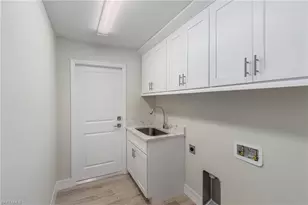 346 SW 28th Pl, Cape Coral, FL 33991 - Photo 21