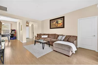 8912 Wellington Lakes Ct, Fort Myers, FL 33908 - Photo 5