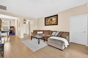 8912 Wellington Lakes Ct, Fort Myers, FL 33908 - Photo 5