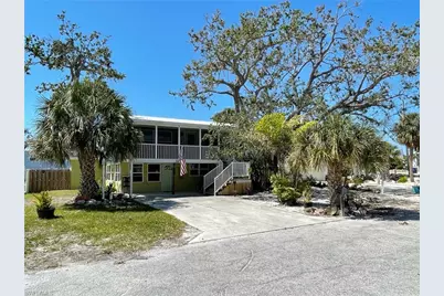 5460 Oak Ridge Ave, Fort Myers Beach, FL 33931 - Photo 5