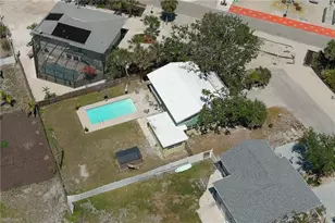 5460 Oak Ridge Ave, Fort Myers Beach, FL 33931 - Photo 13