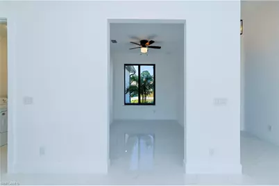 2124 NE 28th St, Cape Coral, FL 33909 - Photo 11