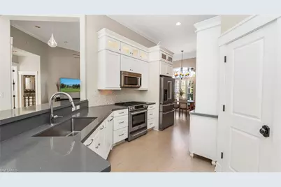 8558 S Lake Cir, Fort Myers, FL 33908 - Photo 15