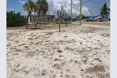 2370 Estero Blvd, Fort Myers Beach, FL 33931 - Photo 9