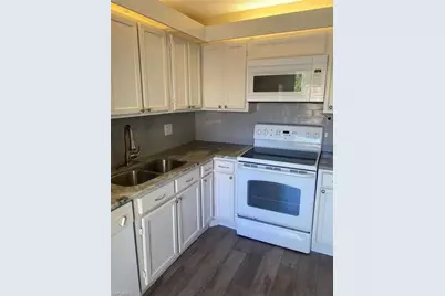 5245 Cedarbend Dr #2, Fort Myers, FL 33919 - Photo 13