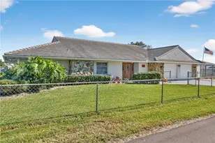 1818 Cherie Ln, North Fort Myers, FL 33917 - Photo 5