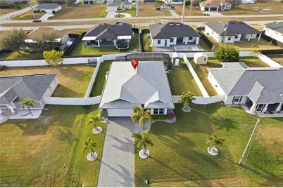 214 NE 24th Ter, Cape Coral, FL 33909 - Photo 27