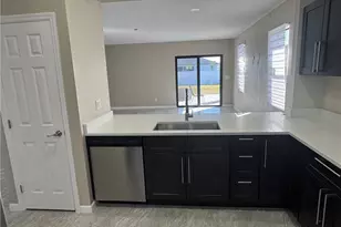 1004 Diplomat Pkwy W, Cape Coral, FL 33993 - Photo 11