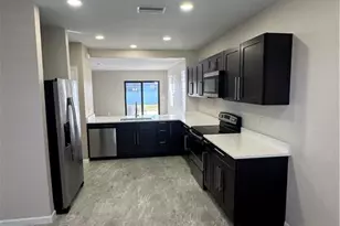 1004 Diplomat Pkwy W, Cape Coral, FL 33993 - Photo 9