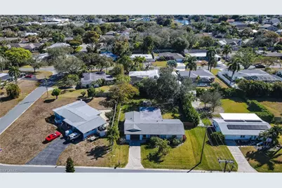 6304 Saint Andrews Cir S, Fort Myers, FL 33919 - Photo 15