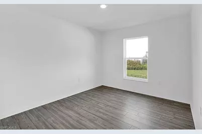 242 Lisette St, Fort Myers, FL 33913 - Photo 11