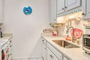 601 Periwinkle Way, Sanibel, FL 33957 - Photo 19