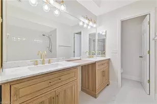 9201 Marigold Ct, Fort Myers, FL 33919 - Photo 27