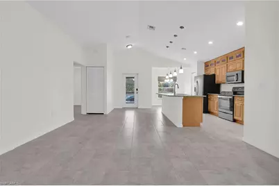 2011 Granada Rd, Labelle, FL 33935 - Photo 11