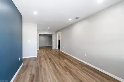 41 Victoria Dr, North Fort Myers, FL 33917 - Photo 5