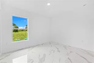 835 Oakridge Ave S, Lehigh Acres, FL 33974 - Photo 17