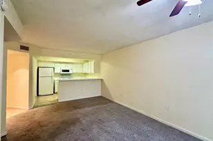 4122 Residence Drive, Fort Myers, FL 33901 - Photo 9