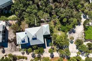 4591 Oro Pesos Ln, Upper Captiva, FL 33924 - Photo 7