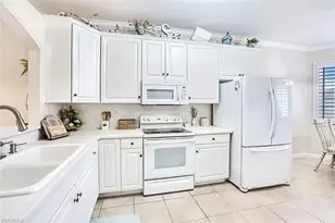 7905 Summer Lake Ct, Fort Myers, FL 33907 - Photo 13