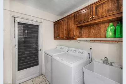 3511 SE 18th Pl, Cape Coral, FL 33904 - Photo 25