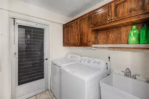 3511 SE 18th Pl, Cape Coral, FL 33904 - Photo 25