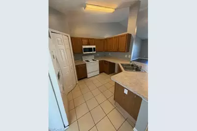 3111 20th St SW, Lehigh Acres, FL 33976 - Photo 5