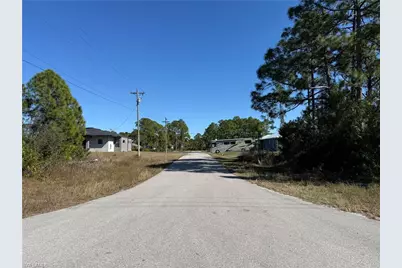 715 Bedford Dr, Lehigh Acres, FL 33974 - Photo 3