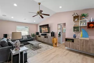 15048 Bonaire Cir, Fort Myers, FL 33908 - Photo 19